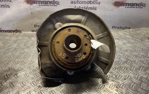 BMW 5 E60 E61 Rear wheel hub