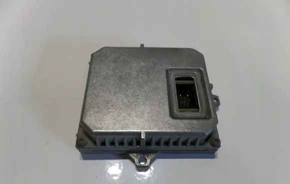 Mercedes-Benz SL R230 Headlight ballast module Xenon 1307329082R230