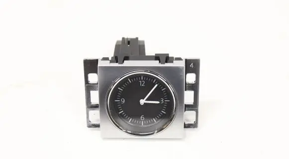 Volkswagen PASSAT B7 Speedometer (instrument cluster) 3AA919204A