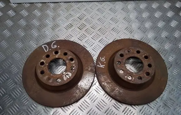 Volkswagen PASSAT CC Rear brake disc