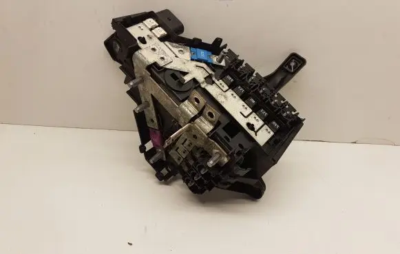 Mercedes-Benz C W205 Fuse module A2055402250
