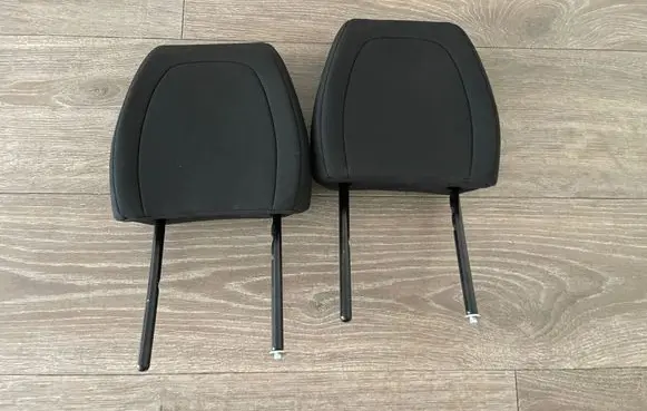 Peugeot 308 Front seat headrest AXX