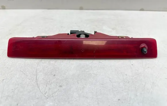 Renault Twingo II Third/center stoplight 8200387890E 265902926R