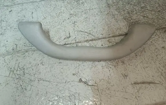 Volkswagen PASSAT B5.5 Front interior roof grab handle 3B0857607