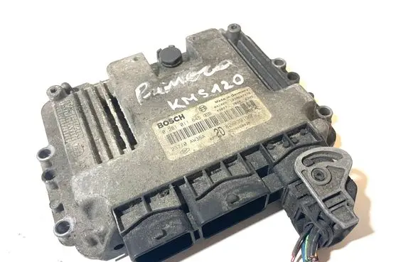 Nissan Primera Engine control unit/module 0281011645