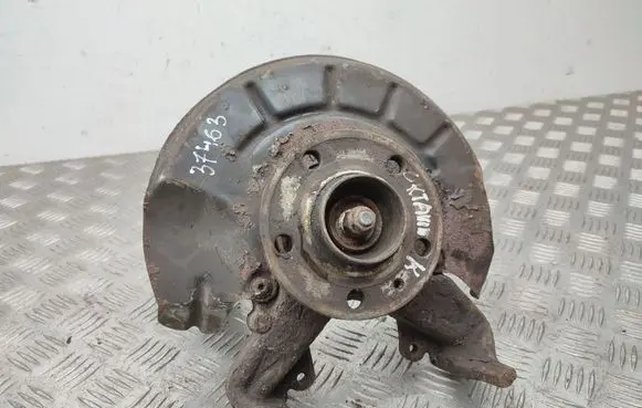 Skoda Fabia Mk2 (5J) Front wheel hub