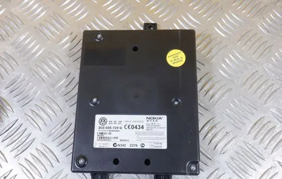 Volkswagen PASSAT B6 Bluetooth control unit module 3C0035729G
