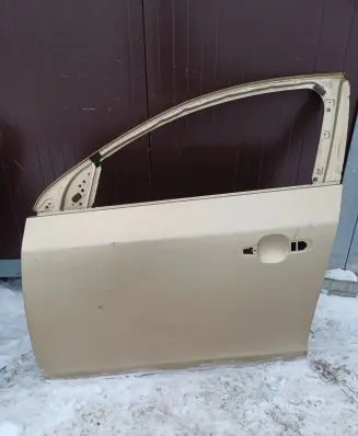 Volvo S60 Front door 30762642
