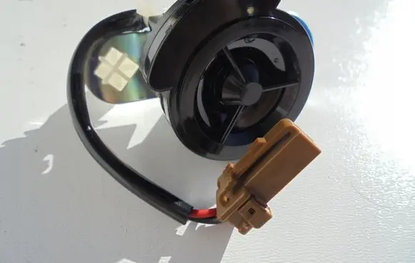 Nissan Pulsar Front door high frequency speaker 4H8274