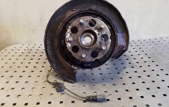 Honda CR-V Rear wheel hub