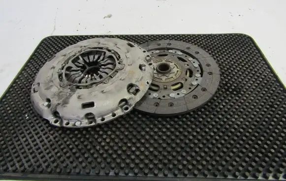 Ford Mondeo Mk III Clutch pressure plate 