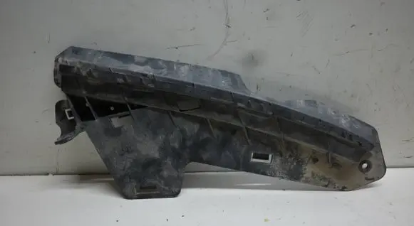 Front bumper mounting bracket