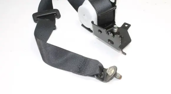 Mazda 3 II Rear seatbelt TKAB0EH895