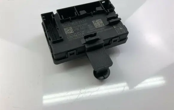 Volkswagen Golf VII Other control units/modules 5Q4959393F G2006