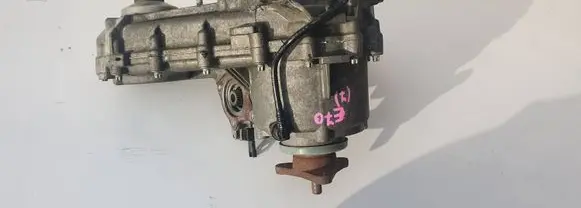 BMW X5 E70 Gearbox transfer box case 7574777 Act700