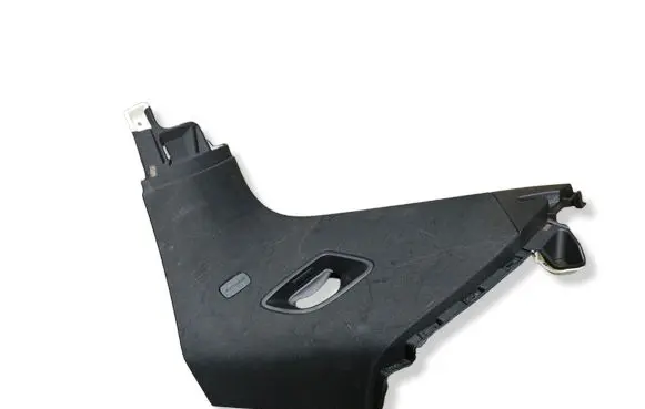 (D)pillar trim (top)
