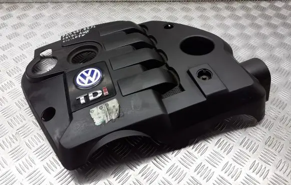 Volkswagen PASSAT B5.5 Heat shield in engine bay 038103925