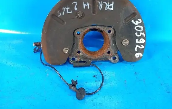 Chrysler 200 Rear wheel hub spindle/knuckle 5085886AE