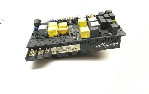 Mercedes-Benz ML W163 Fuse box set 1635450205 08200101 K5049