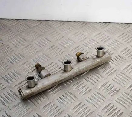 Audi A4 S4 B7 8E 8H Fuel main line pipe 06E130090C