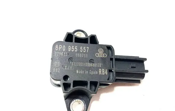 Audi A3 S3 A3 Sportback 8P Airbag deployment crash/impact sensor 8P0955557 023645