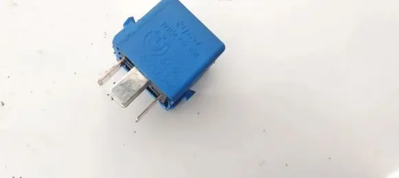BMW 5 E34 Other relay 61366915327 61.36-6915327