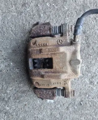 Mercedes-Benz A W168 Front brake caliper