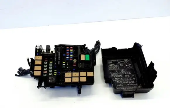 Fuse box set