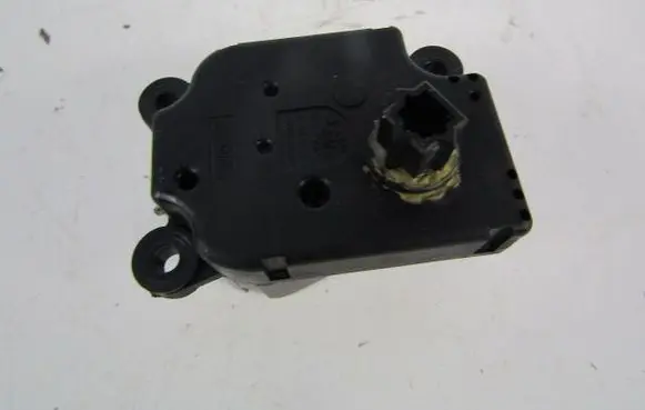 Ford Focus C-MAX Air flap motor/actuator 3M5H19E616AB