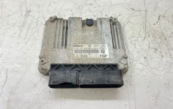 Opel Signum Engine control unit/module 55189629 0281011448 1039S05387
