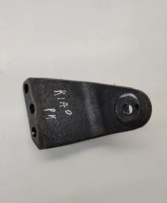Engine mount bracket