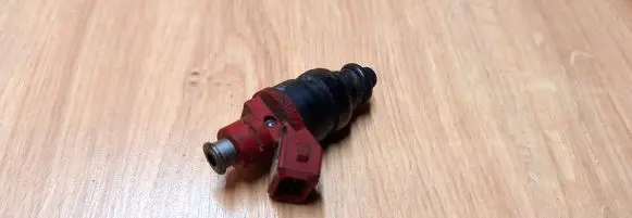 Fuel injector