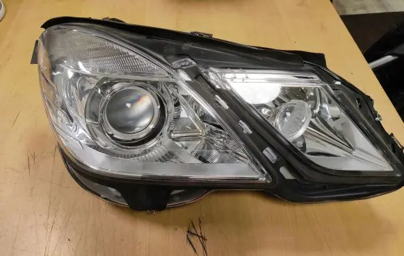Mercedes-Benz E W212 Headlight/headlamp A2128205861
