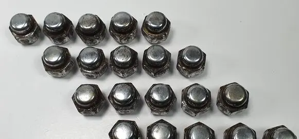 Mercedes-Benz A W176 Nuts/bolts 