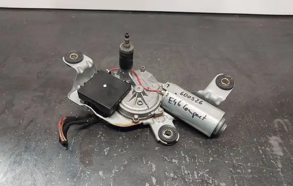 BMW 3 E46 Rear window wiper motor 6925096 0390201574