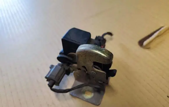 Jeep Grand Cherokee (WJ) Tailgate/trunk/boot lock/catch/latch