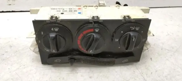 Mercedes-Benz A W168 Climate control unit 1688300385 K054797