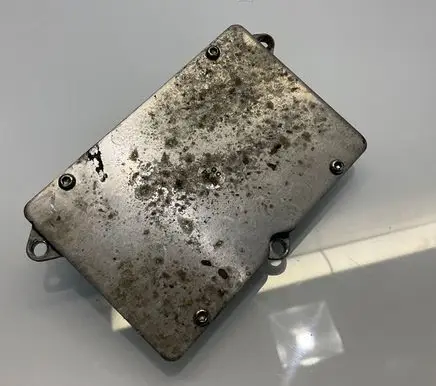 Mercedes-Benz E W211 Headlight ballast module Xenon 5DV00829000