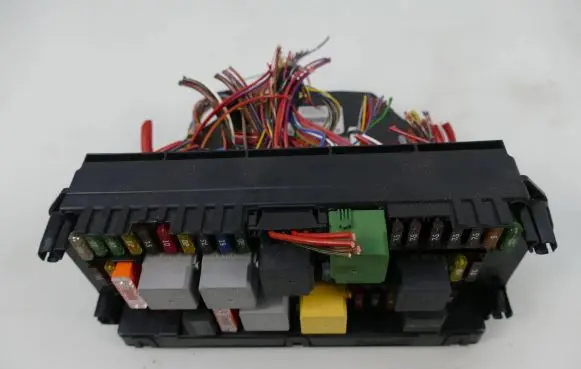 Mercedes-Benz E W212 SAM control unit A2129004225