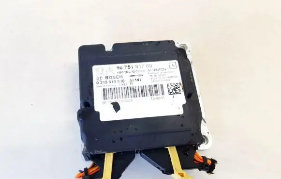 Peugeot 3008 I Airbag control unit/module 9675181780 0285010830