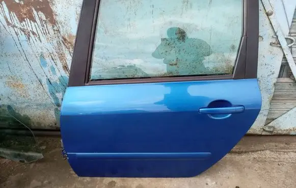 Peugeot 307 Rear door