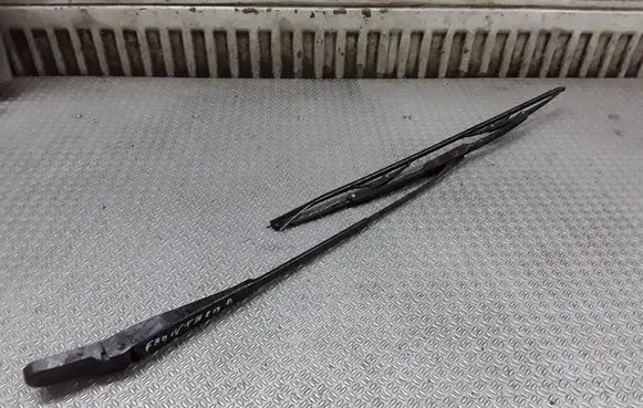 Opel Frontera A Windshield/front glass wiper blade 