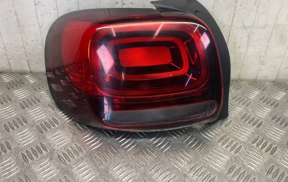 Citroen C3 Aircross Rear/tail lights 208025