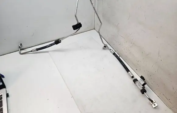 Volkswagen ID. Buzz Air conditioning (A/C) pipe/hose 1N3816741