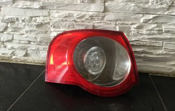 Volkswagen PASSAT B6 Rear/tail lights