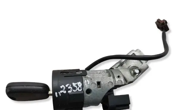 Citroen C4 I Ignition lock N0502073