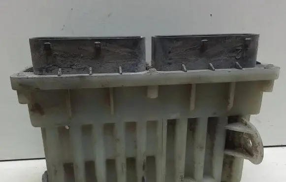 Coolant fan relay