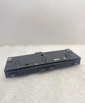 BMW 5 E60 E61 Seat heating switch 6952479 369898 13580362