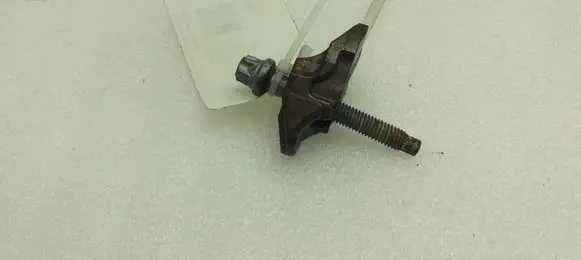 Peugeot 308 Fuel Injector clamp holder