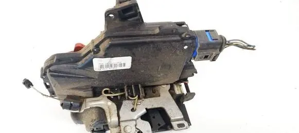 Skoda Roomster (5J) Front door lock 3B1837016CE